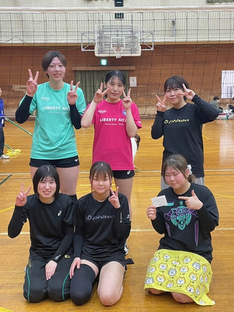 女子２位：Seals B